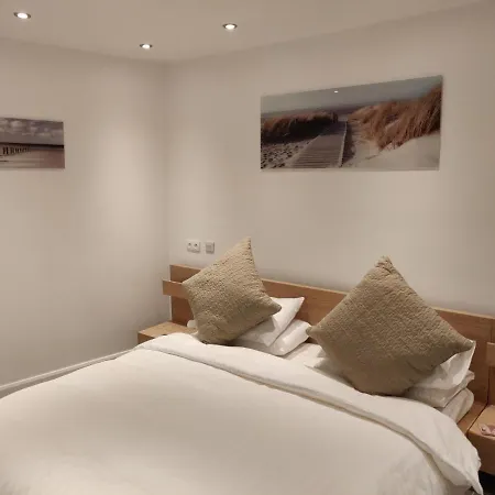 Dobbies Adults Only Boutique Apartment Saint-Marcel-sur-Aude