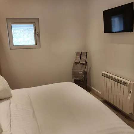 Apartment Dobbies Adults Only Boutique